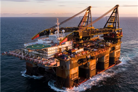 Heerema dismantles giant offshore platform